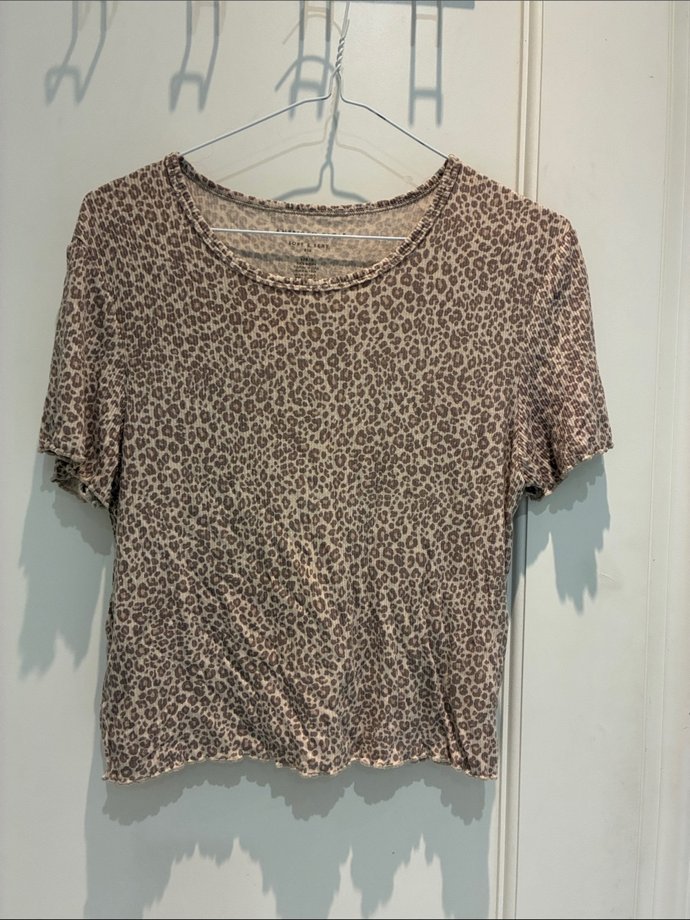 American Eagle Outfitters Soft & Sexy Leopard Print Short Sleeve Tee